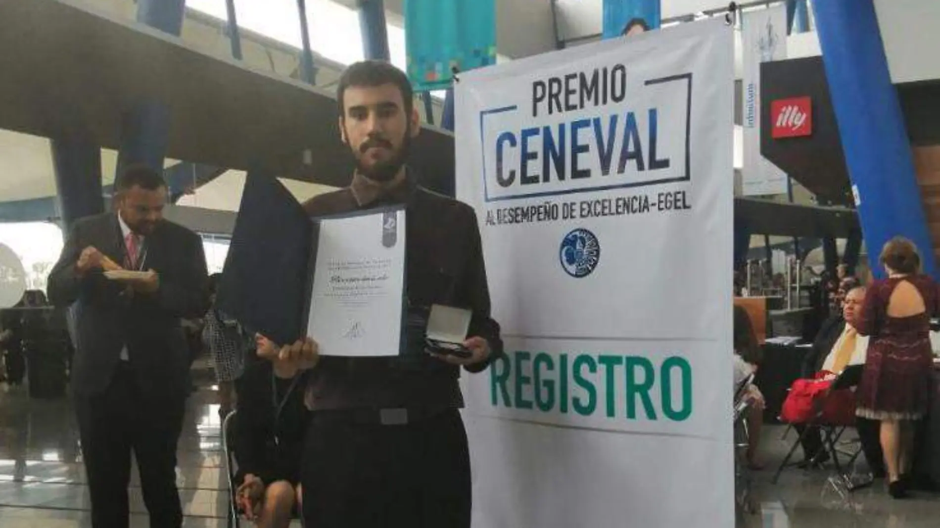 Estudiante ceneval